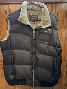 Woolrich Black Puffer Vest Women’s XL Duck Down Faux Fur Lined Like New